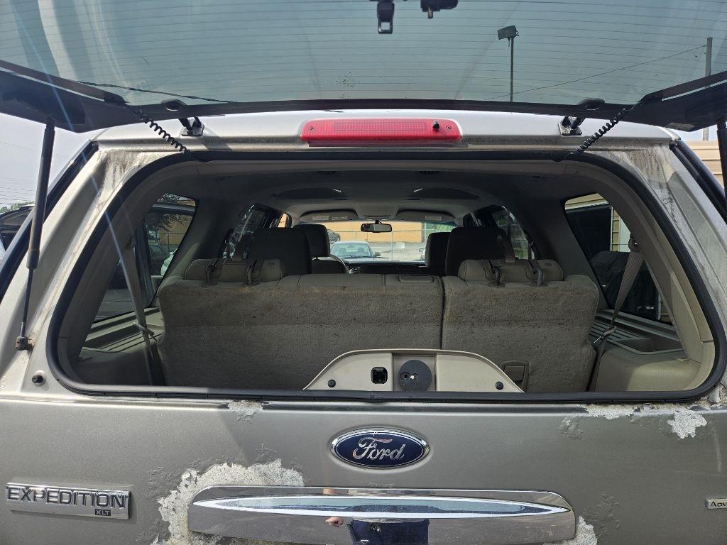 Ford Expedition XLT 4WD 2008
