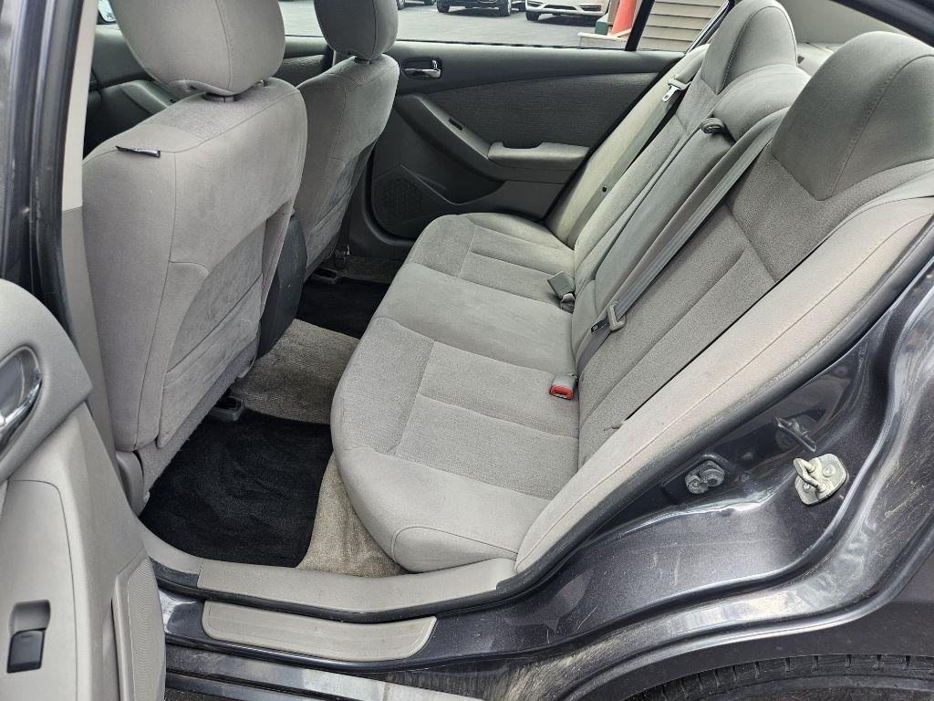 Nissan Altima 2.5 S 2012