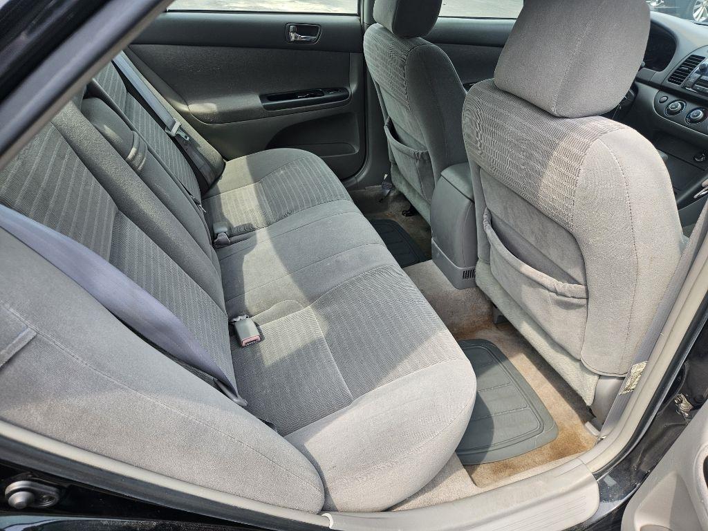 Toyota Camry LE 2005