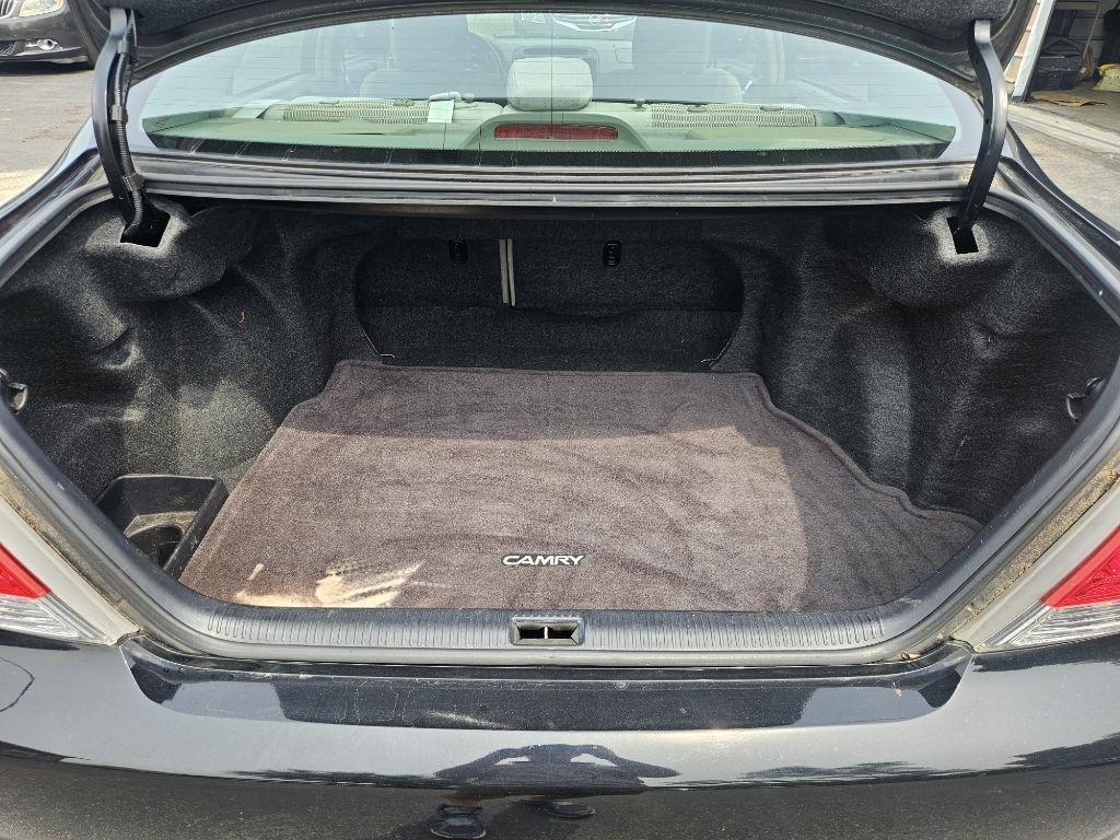 Toyota Camry LE 2005