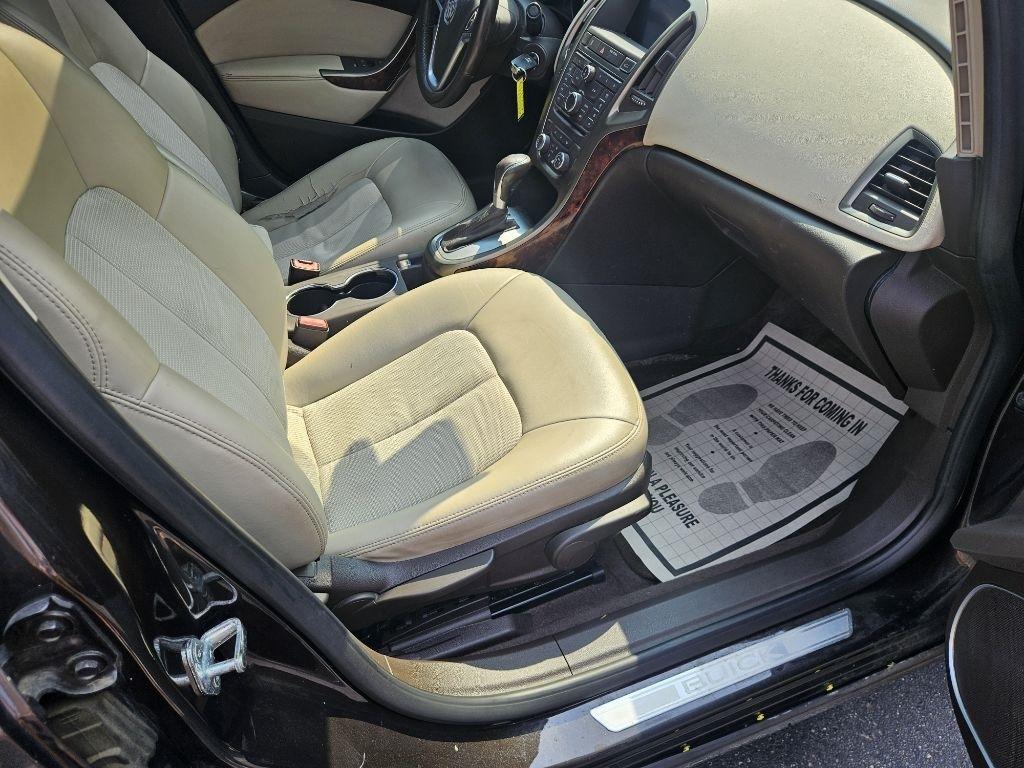 Buick Verano Convenience 2012