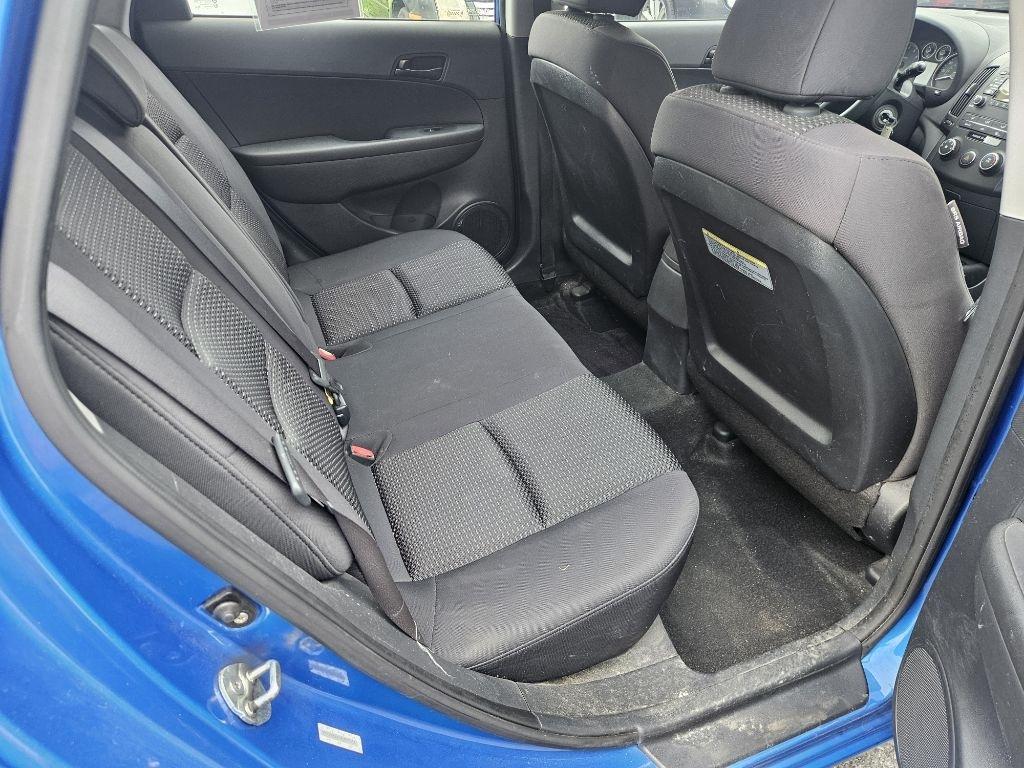 Hyundai Elantra Touring GLS Manual 2011