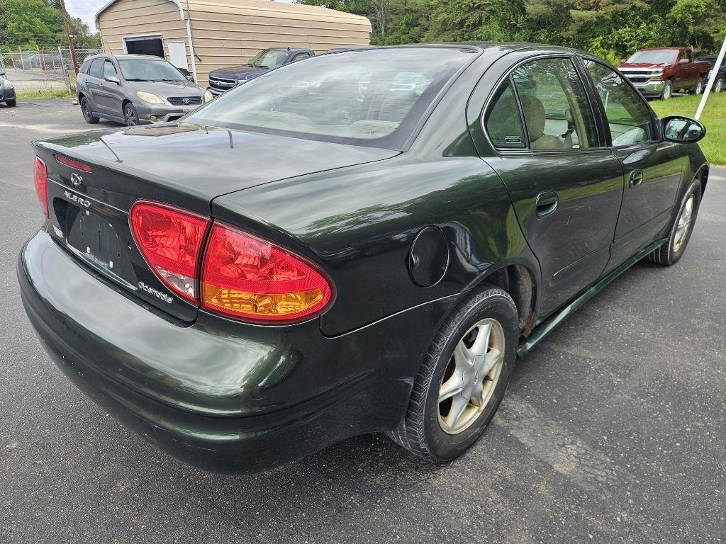 Oldsmobile Alero GL1 Sedan 2000