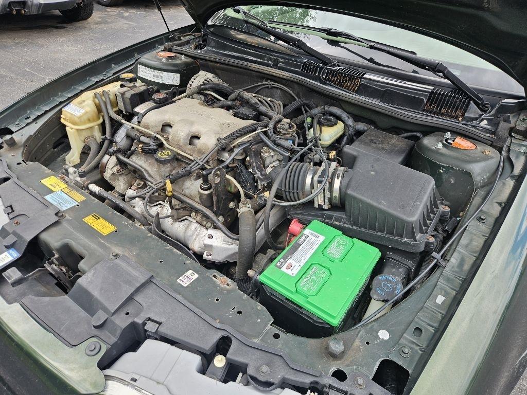 Oldsmobile Alero GL1 Sedan 2000