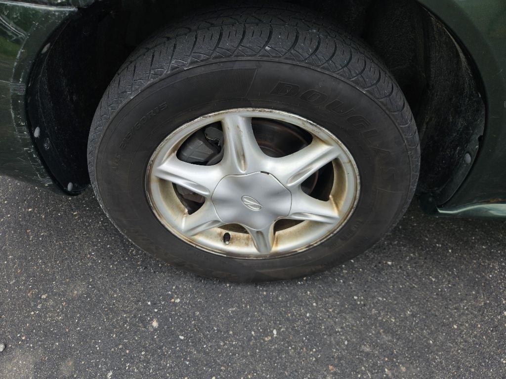 Oldsmobile Alero GL1 Sedan 2000