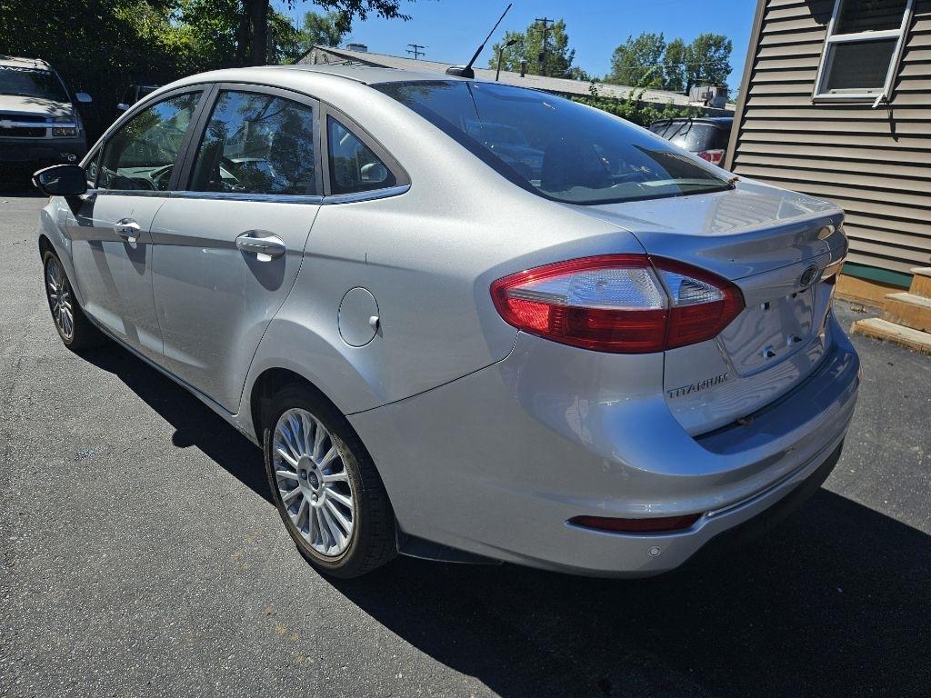 Ford Fiesta Titanium Sedan 2015