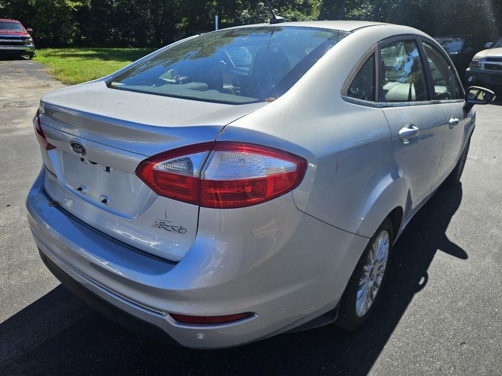 Ford Fiesta Titanium Sedan 2015