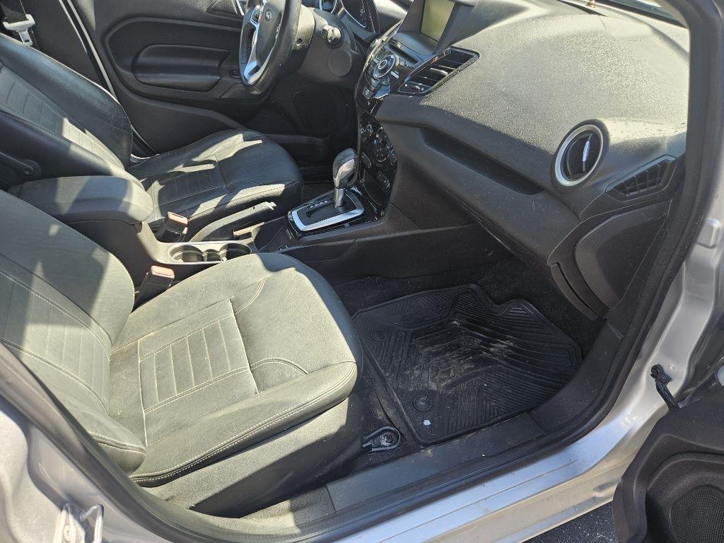 Ford Fiesta Titanium Sedan 2015