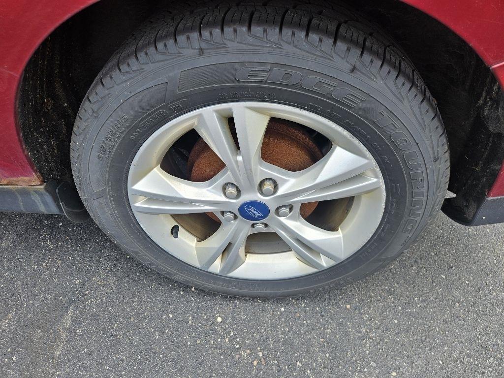 Ford Focus SE Sedan 2013