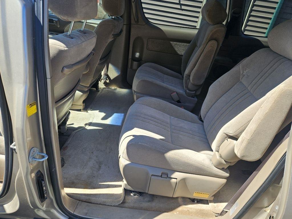 Toyota Sienna LE 2002
