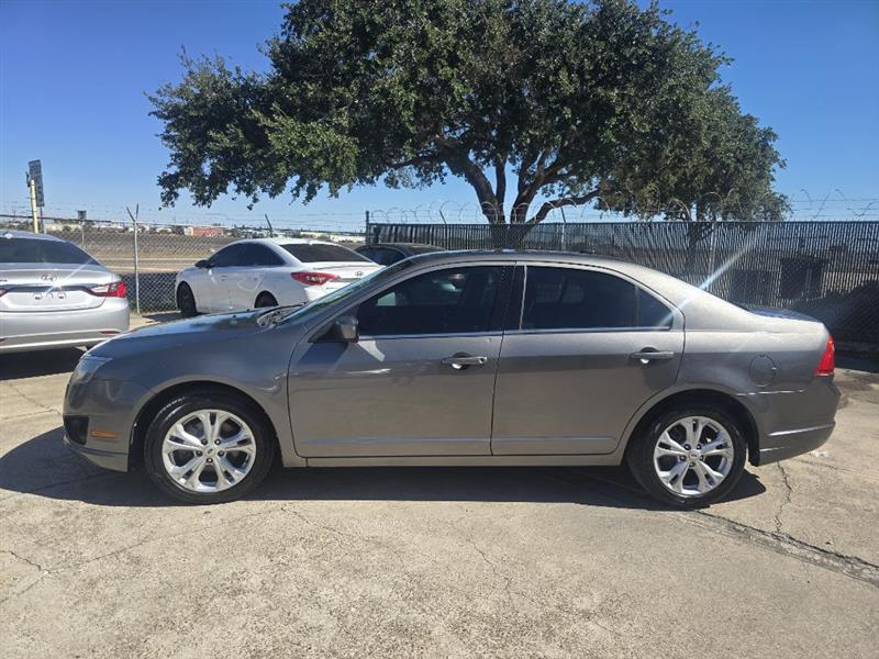 2012 Ford Fusion SE