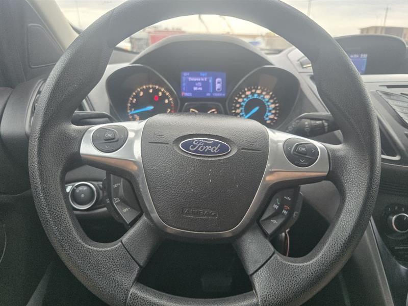 Ford Escape S FWD 2013