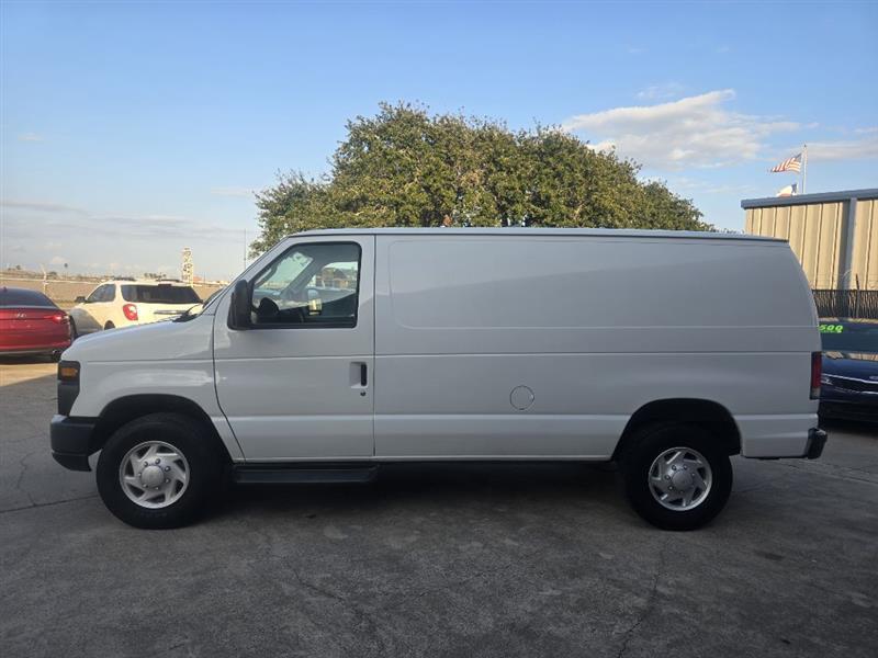 2013 Ford E-Series Econoline Van Commercial