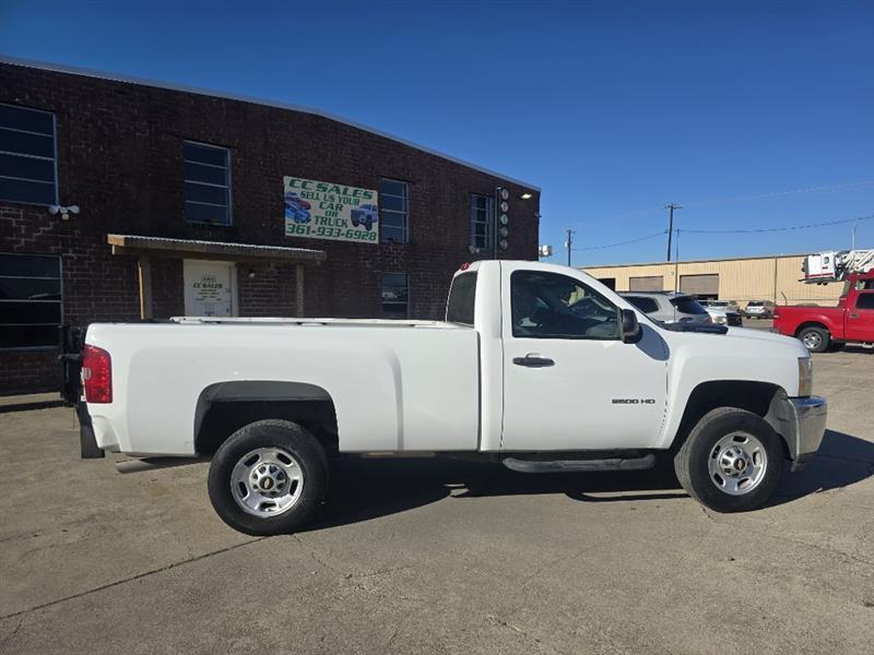 Chevrolet Silverado 2500HD Work Truck Long Box 2WD 2011