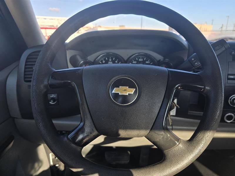 Chevrolet Silverado 2500HD Work Truck Long Box 2WD 2011
