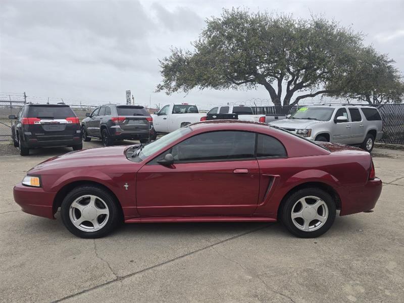 2003 Ford Mustang Standard
