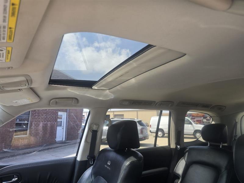 Infiniti QX56 4WD 2012