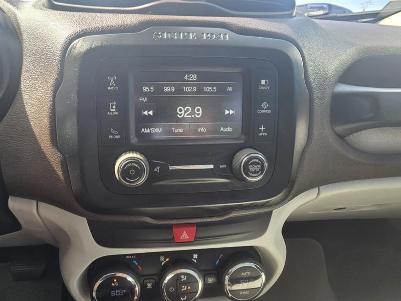 2016 Jeep Renegade Latitude - Photo 8