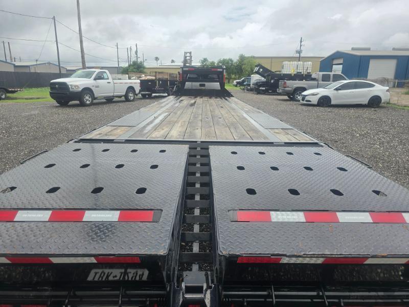 PJ Trailers Gooseneck 3F392  2026