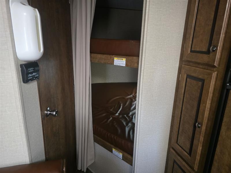 CrossRoads RV Unknown  2015