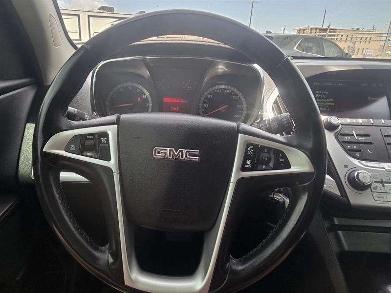 GMC Terrain photo 8