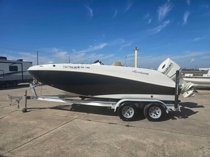  Deck Boat SS192