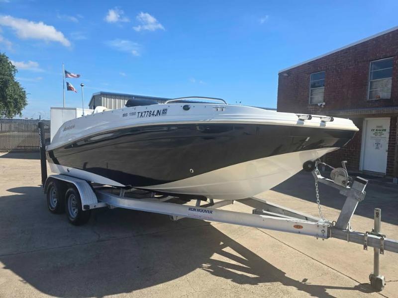 Hurricane Deck Boat  2021
