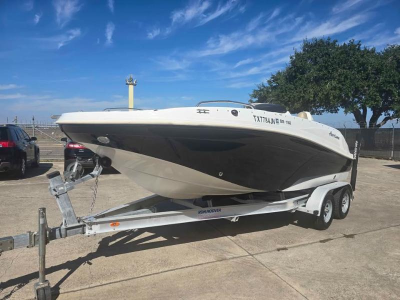 Hurricane Deck Boat  2021