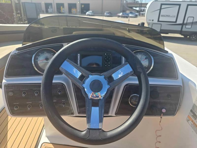 Hurricane Deck Boat  2021