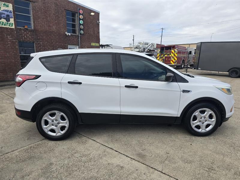 Ford Escape S FWD 2017