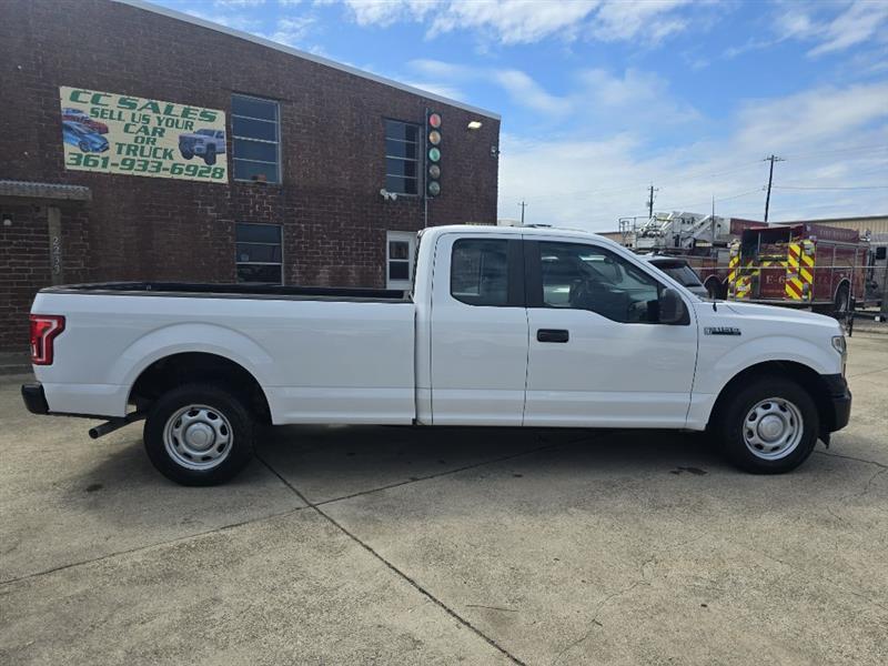 Ford F-150 XL SuperCab 8-ft. 2WD 2017