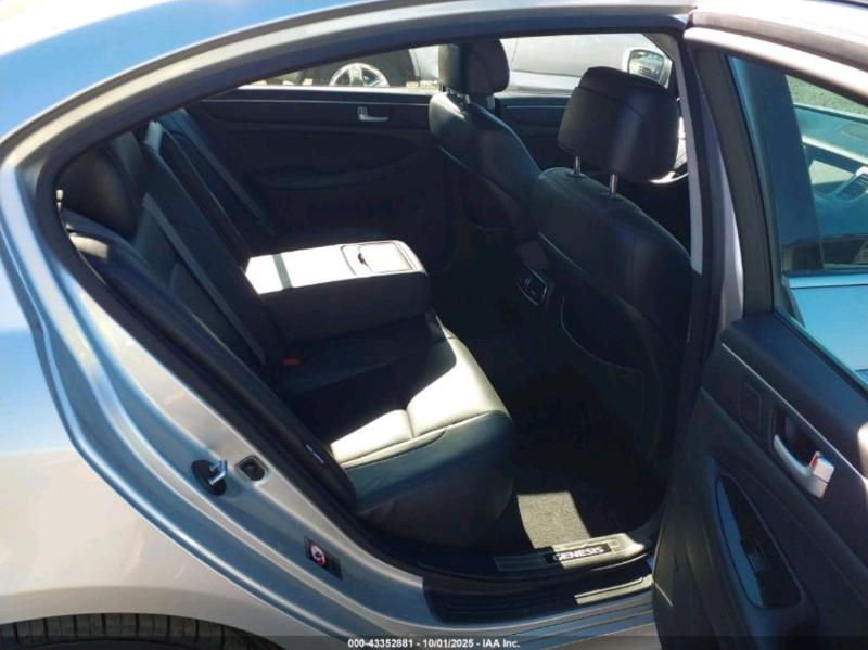 Hyundai Genesis 4.6L 2012