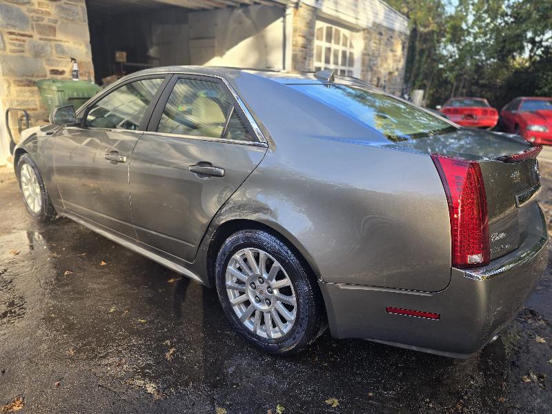 Cadillac CTS 3.0L Luxury AWD 2011