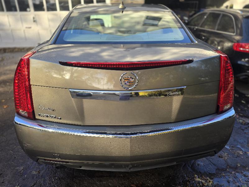 Cadillac CTS 3.0L Luxury AWD 2011