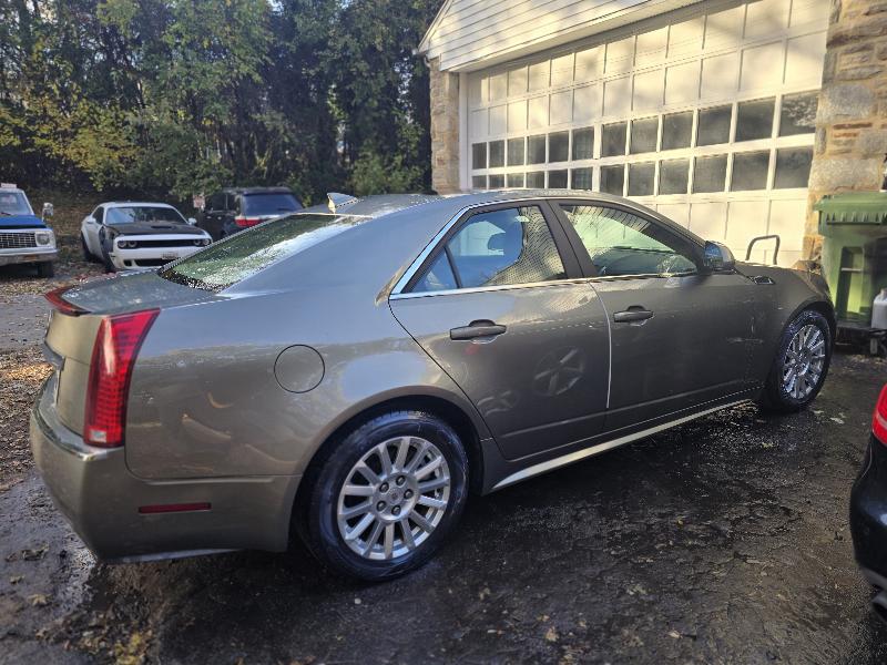 Cadillac CTS 3.0L Luxury AWD 2011