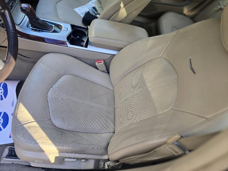 Cadillac CTS 3.0L Luxury AWD 2011