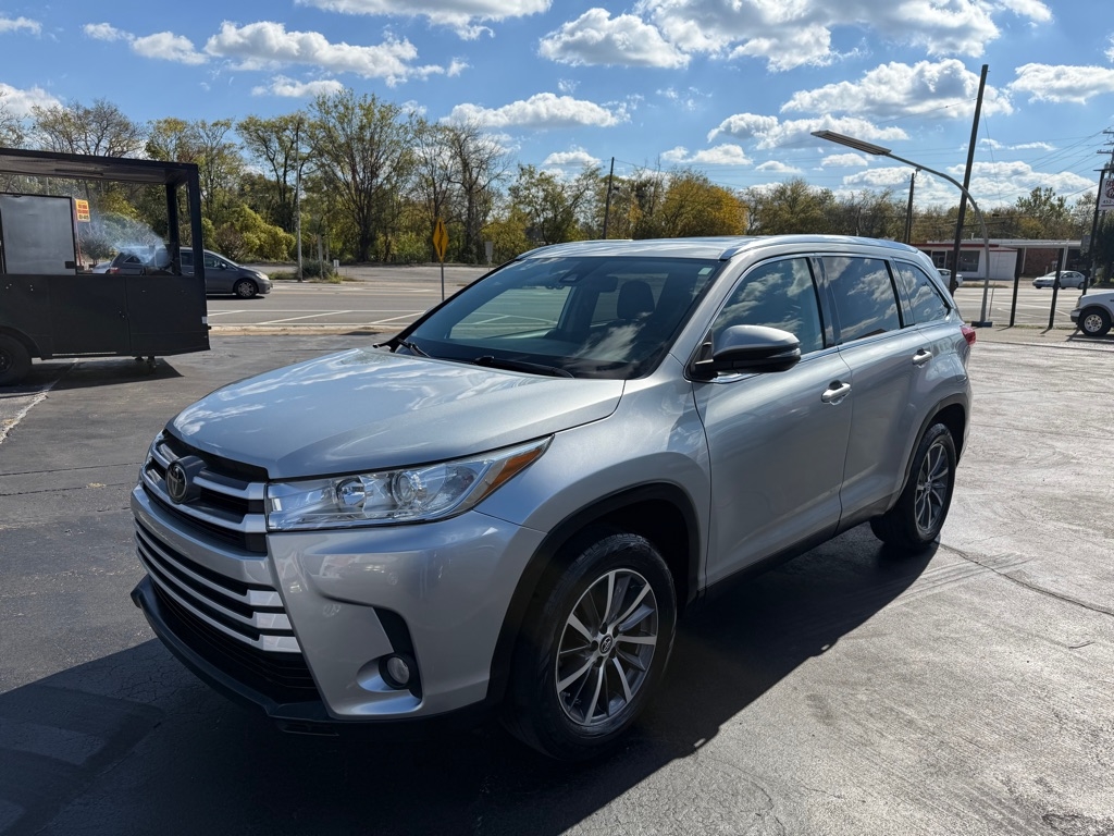 Toyota Highlander XLE FWD V6 2019 Toyota Highlander XLE FWD V6 2019