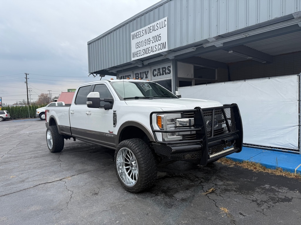 2019 Ford F-350 King Ranch photo 2