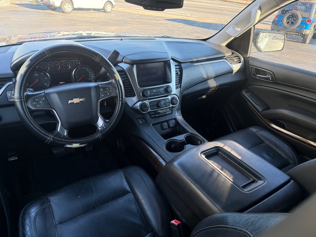 Chevrolet Suburban LT 4WD 2017