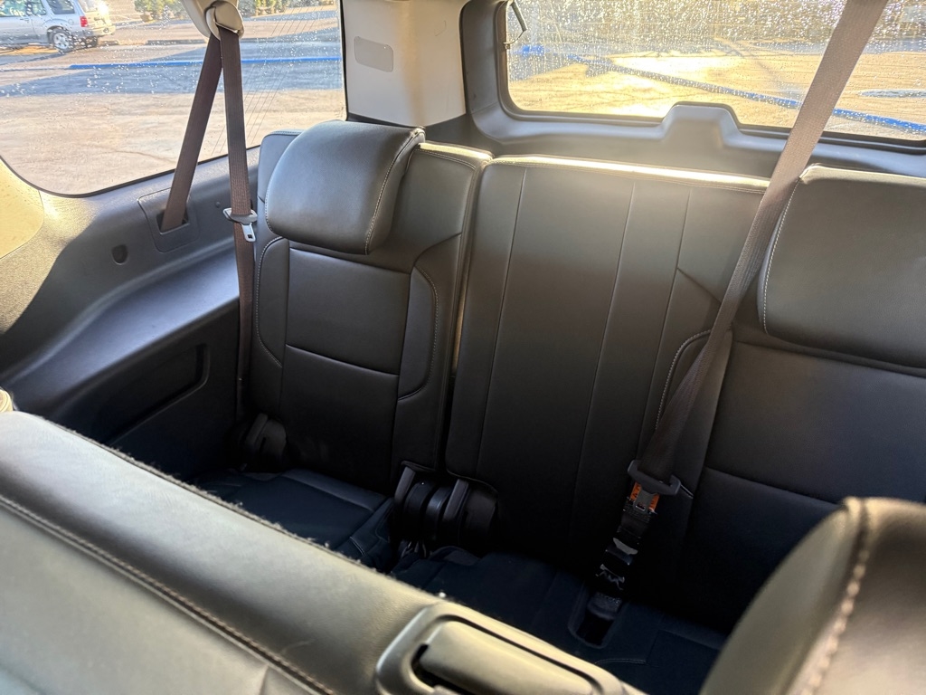 Chevrolet Suburban LT 4WD 2017