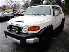 2014 Toyota FJ Cruiser  2014 Toyota FJ Cruiser