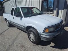 1997 GMC Sonoma  1997 GMC Sonoma