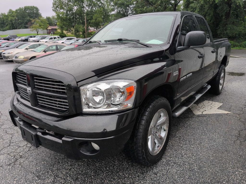 Dodge Ram 1500 ST Quad Cab 4WD 2007