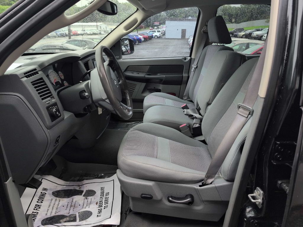 Dodge Ram 1500 ST Quad Cab 4WD 2007