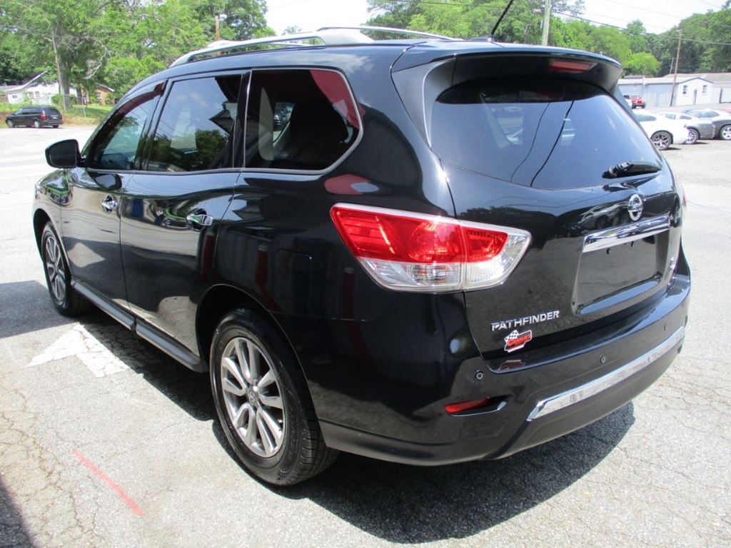 Nissan Pathfinder S 4WD 2013