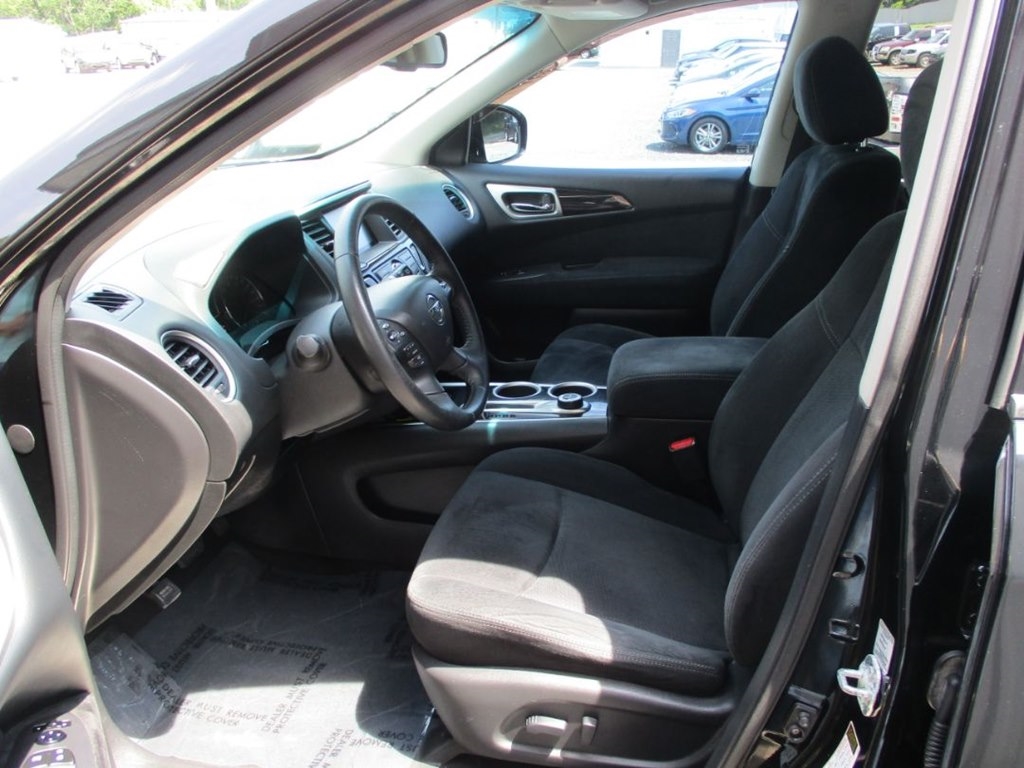 Nissan Pathfinder S 4WD 2013