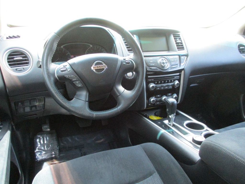 Nissan Pathfinder S 4WD 2013