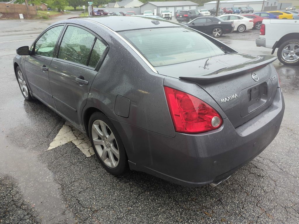 Nissan Maxima SE 2008