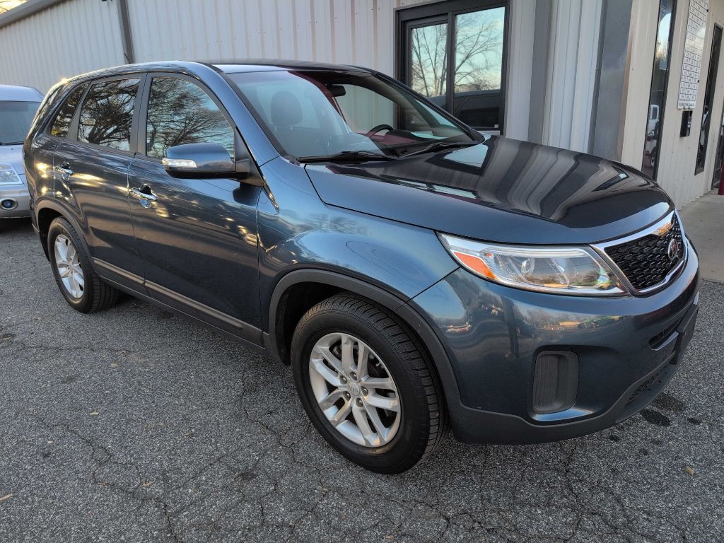 Kia Sorento LX 2WD 2015