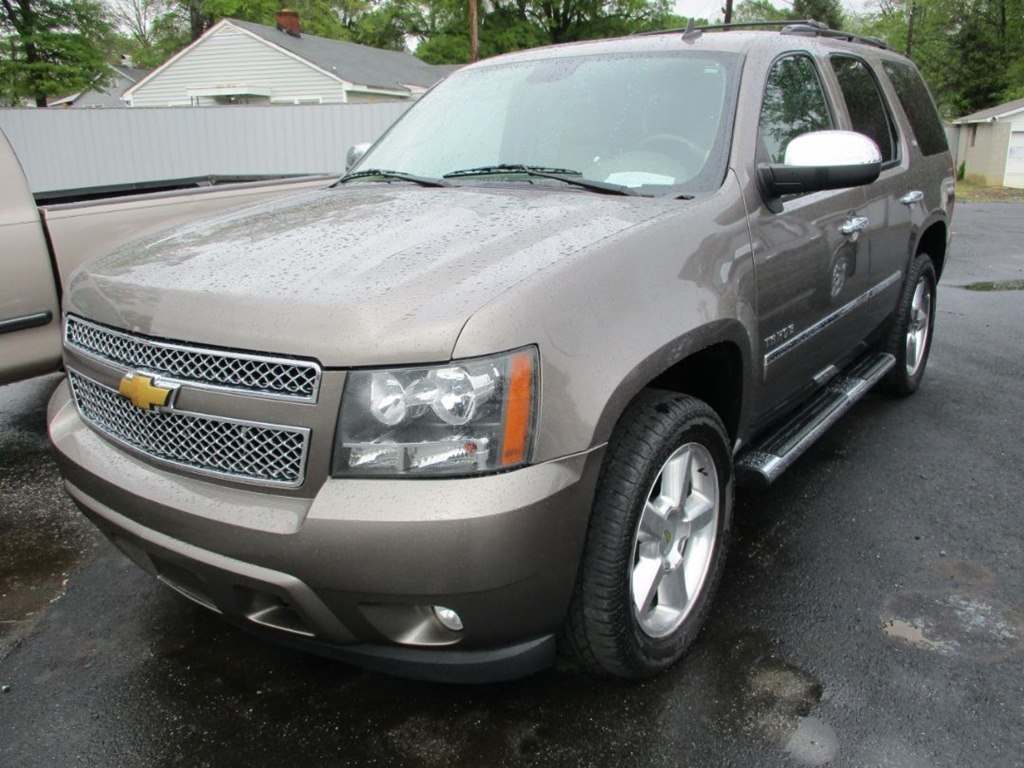 Chevrolet Tahoe LTZ 4WD 2012